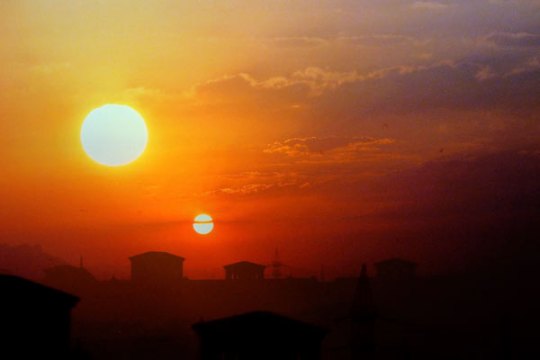 KUMPULAN VIDEO PENAMPAKAN “MATAHARI” KEDUA DI SELURUH DUNIA (SANGAT DISARANKAN DIBACA) Second-sun2